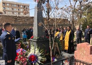 В Иране архимандрит Александр совершил панихиды на могилах советских воинов.