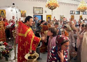 В эмирате Абу-Даби прошло пасхальное богослужение. 