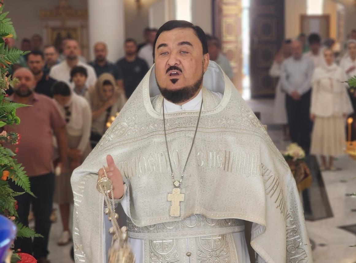 В Великую Субботу в храме св.апостола Филиппа прошла Литургия Василия Великого.